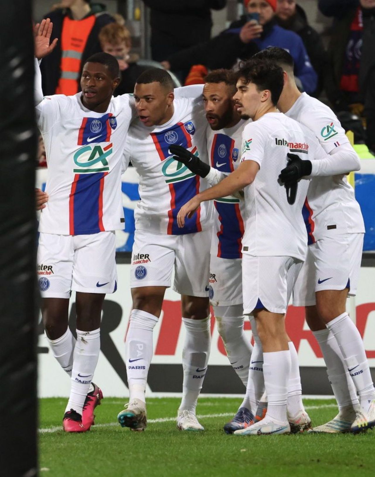 Manita Mbappe! Paris Saint-Germain a distrus-o pe Pays de Cassel în Cupa Franței și s-a calificat în optimi _8