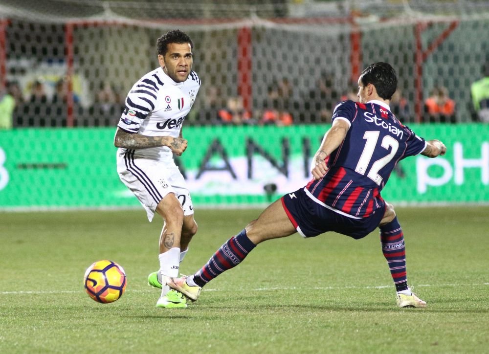 Fotbalistul român cu aproape 100 de meciuri în Serie A, trecut și pe la FCSB, nu-și mai găsește echipă de un an!_9
