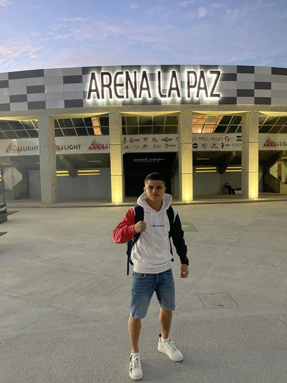 Debut victorios pentru Cosmin Gîrleanu la profesioniști! A învins prin TKO în runda a doua_11