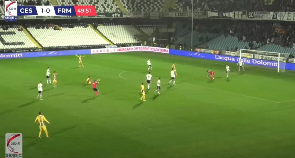 Ăsta e cel mai rău gol al anului! Apărarea s-a făcut de r&acirc;s complet &icirc;n Italia! Ce au putut să facă&nbsp;