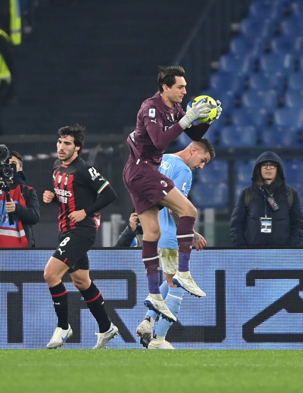 Ciprian Tătărușanu, cel mai slab de pe teren în umilința cu Lazio: „Milan are nevoie de alt portar!” Ce note a primit _5