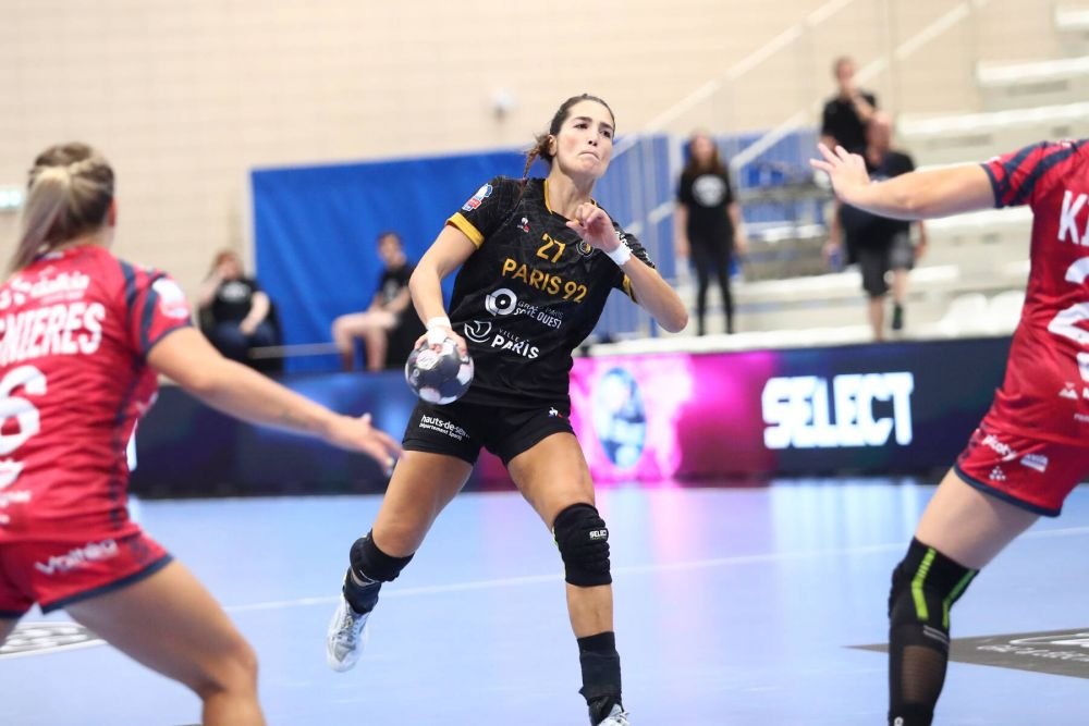 Încă o lovitură dată de Rapid! Vicecampioana europeană și mondială a semnat _13