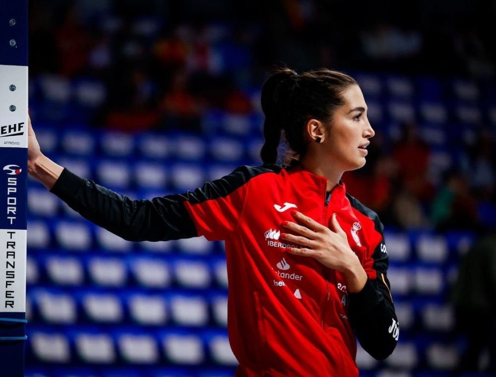 Încă o lovitură dată de Rapid! Vicecampioana europeană și mondială a semnat _21