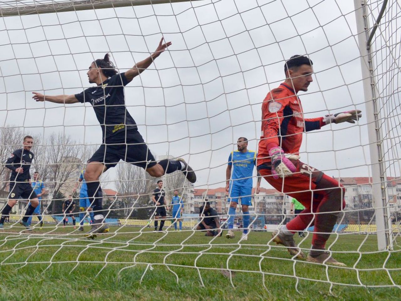 Fostul portar al lui FCSB din 0-5 cu Schalke și 0-4 cu Chelsea a ajuns în Liga 3! Era liber de contract din vară_11
