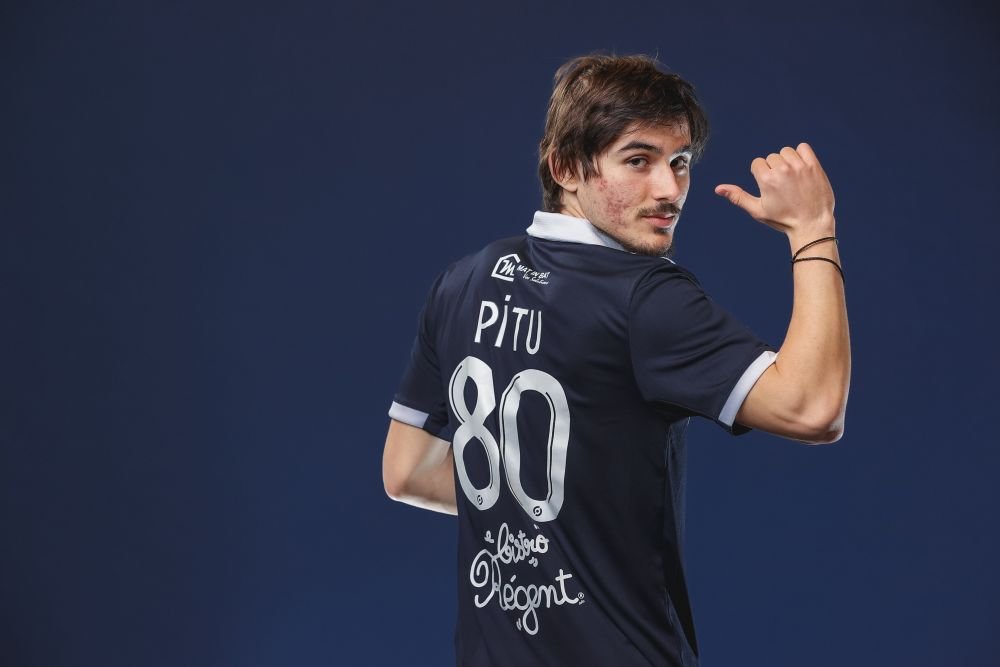 Alexi Pitu la Bordeaux: francezii au anunțat suma reală de transfer și durata contractului! UPDATE: C&acirc;nd va debuta și pe ce posturi va fi folosit
