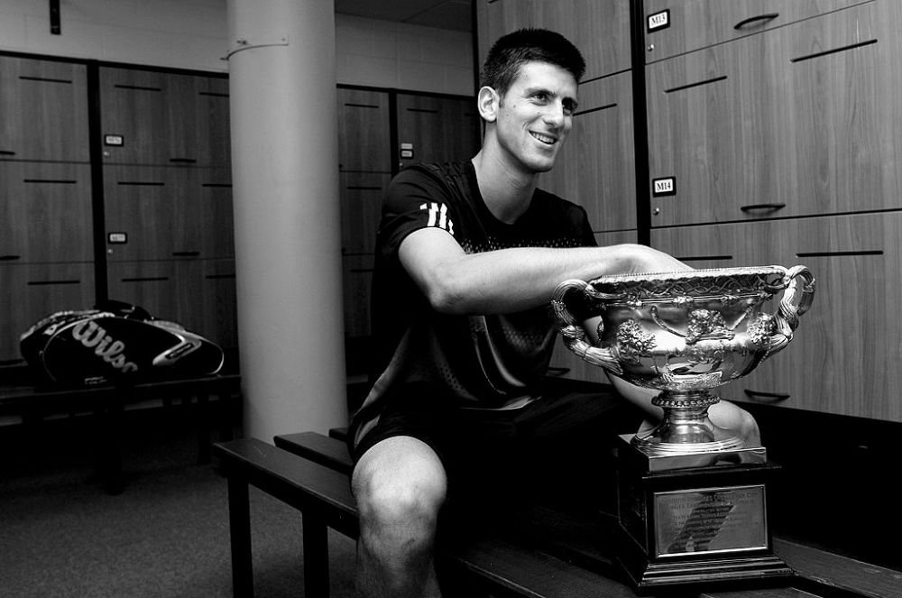 În urmă cu 15 ani, Djokovic câștiga primul titlu de mare șlem. Duminică, va lupta pentru al 22-lea _8