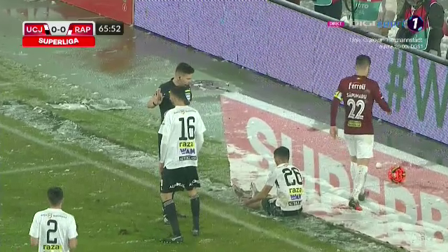 A fost sau nu penalty!? Fotbaliștii lui U Cluj au cerut lovitură de la 11 metri, dar &bdquo;centralul&rdquo; Barbu n-a dat nimic