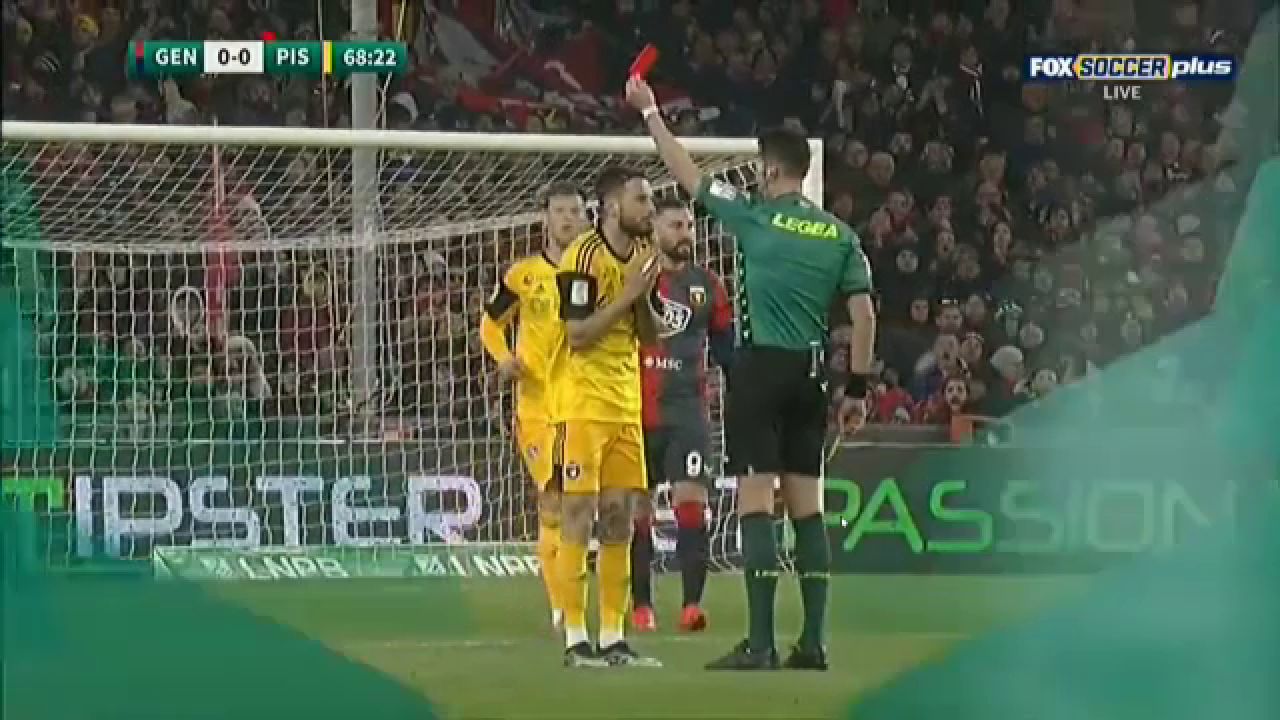 Marius Marin, eliminat la două secunde după ce a văzut primul galben! Explicația italienilor după Genoa - Pisa_3