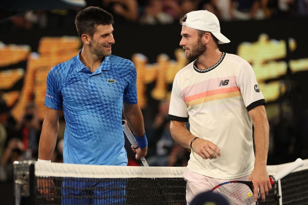 Tatăl lui Novak Djokovic a lipsit de la semifinala și finala jucate de fiul său, după ce s-a pozat cu protestatarii pro-Putin_3