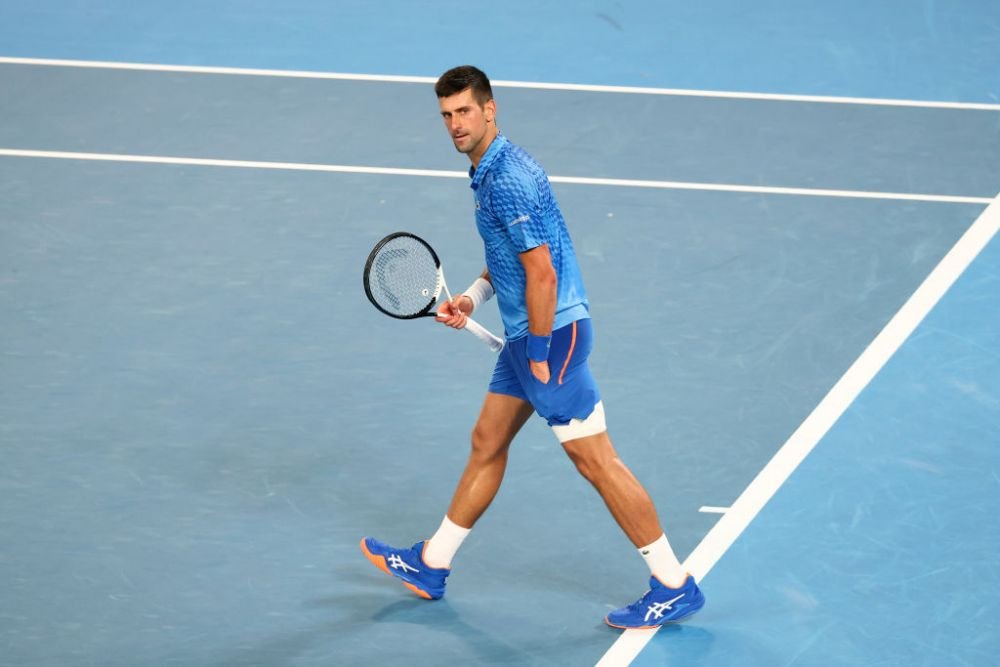 Tatăl lui Novak Djokovic a lipsit de la semifinala și finala jucate de fiul său, după ce s-a pozat cu protestatarii pro-Putin_4
