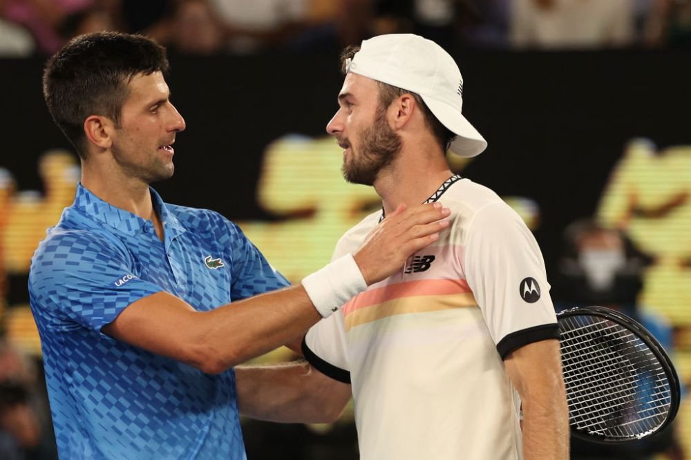 Tatăl lui Novak Djokovic a lipsit de la semifinala și finala jucate de fiul său, după ce s-a pozat cu protestatarii pro-Putin_10