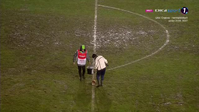 „Nu e pentru oameni!” Reacție dură după imaginile dezastruoase cu noroiul de pe „Cluj Arena” și de pe „Ilie Oană”_14
