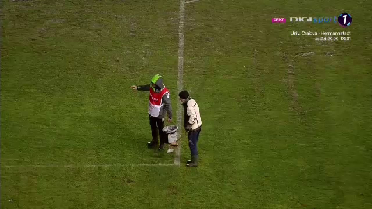 „Nu e pentru oameni!” Reacție dură după imaginile dezastruoase cu noroiul de pe „Cluj Arena” și de pe „Ilie Oană”_23