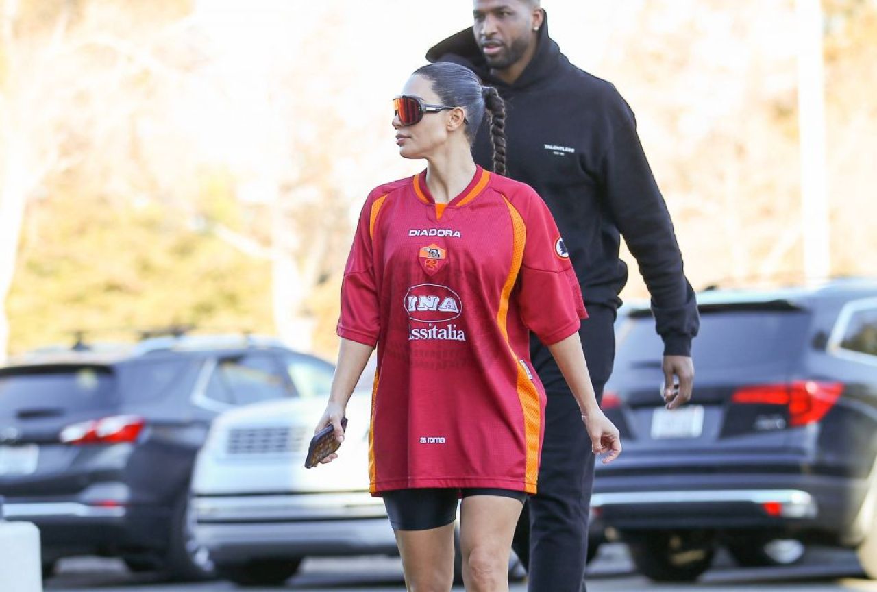 Lazio a reacționat după ce Kim Kardashian s-a afișat cu tricoul rivalei AS Roma. Mesajul s-a viralizat imediat_8