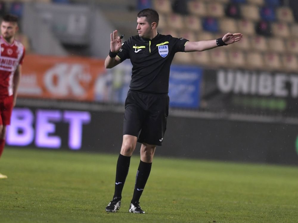Bravo, Chivulete! Stop nesimțirii! Stop golanilor! Caramavrov scrie despre întreruperea partidei Sepsi – FC U Craiova din cauza scandărilor xenofobe ale galeriei oaspeților_5