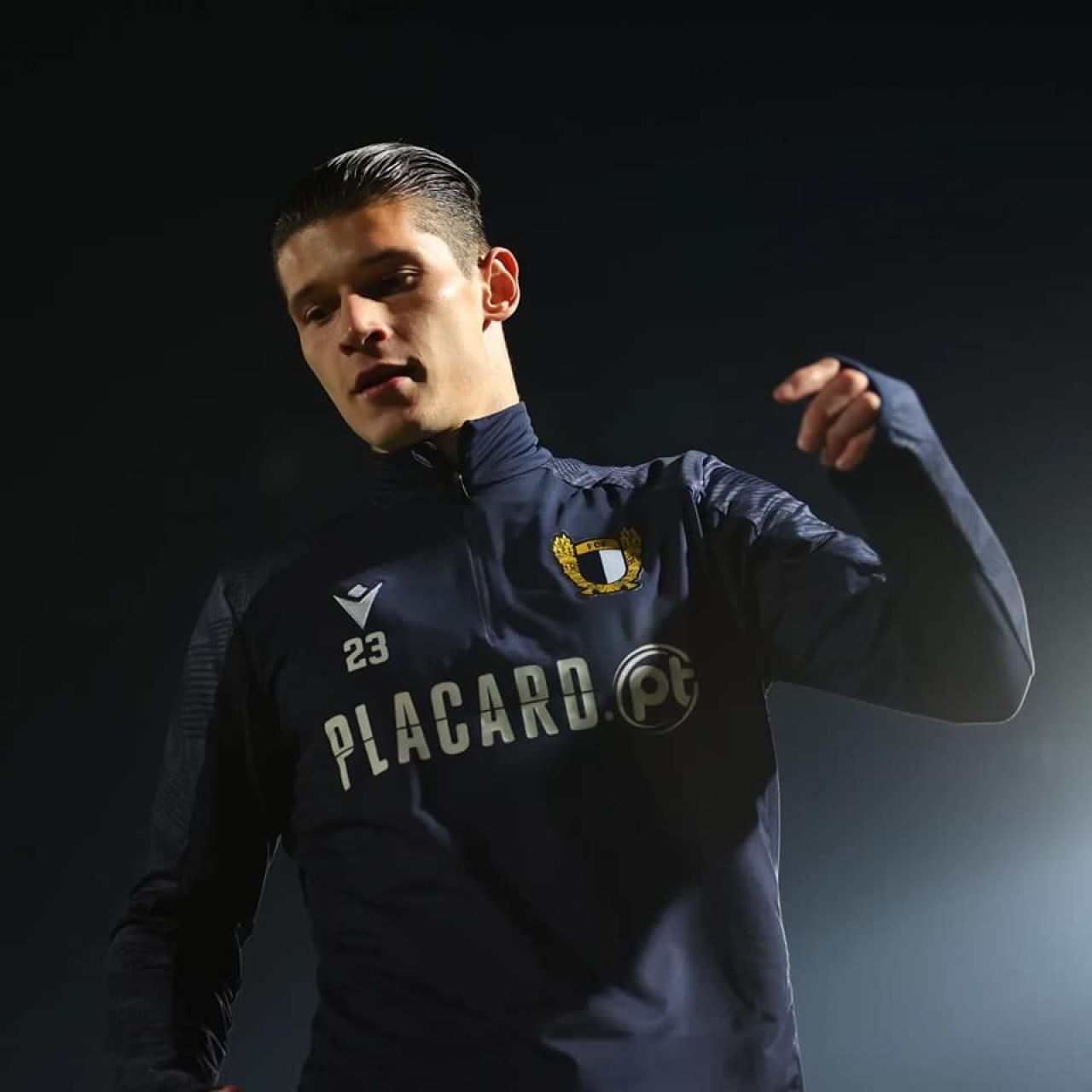 Alex Dobre ”i-a lăsat cu nervii la pământ” pe adversari! Titular în premieră în Portugalia, a încercat poarta încă din primul minut_7