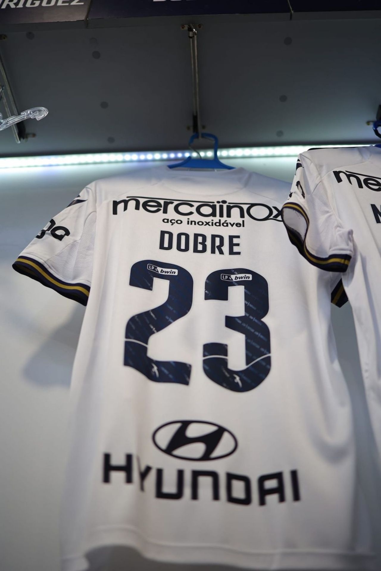 Alex Dobre ”i-a lăsat cu nervii la pământ” pe adversari! Titular în premieră în Portugalia, a încercat poarta încă din primul minut_8