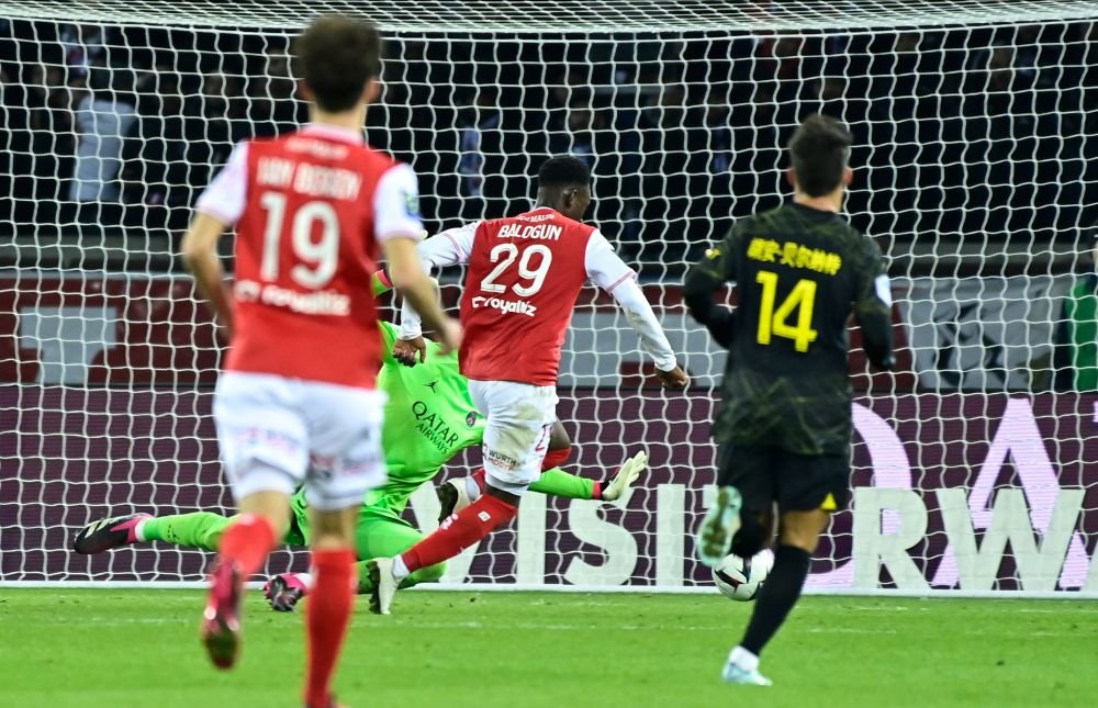 Deja-vu! Reims a smuls un egal cu PSG, dar e amendată la fiecare meci pentru că antrenorul nu are licență PRO_11