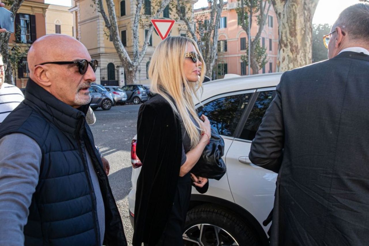 Ilary Blasi are o nouă iubire la șase luni de la despărțirea cu scandal de Francesco Totti! Cum s-a afișat_12
