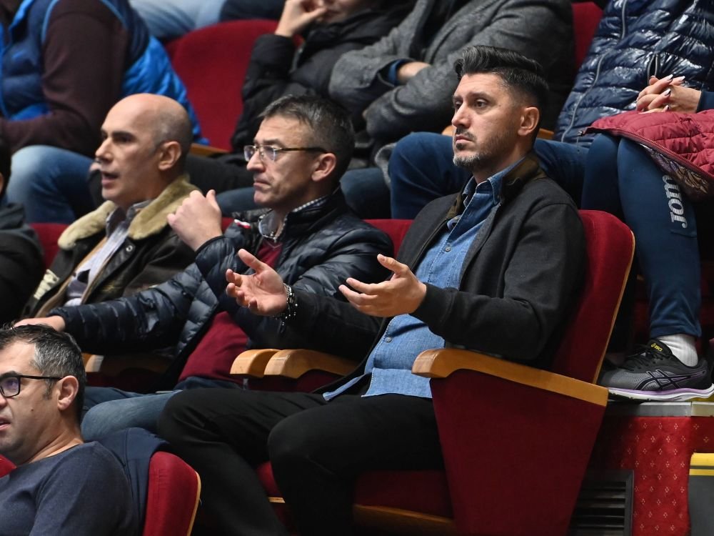 &rdquo;Sunt șocat!&rdquo;. Marica și-a găsit cu greu cuvintele, c&acirc;nd a aflat că Pițurcă a fost reținut de DNA! Reacția lui Adrian Mititelu