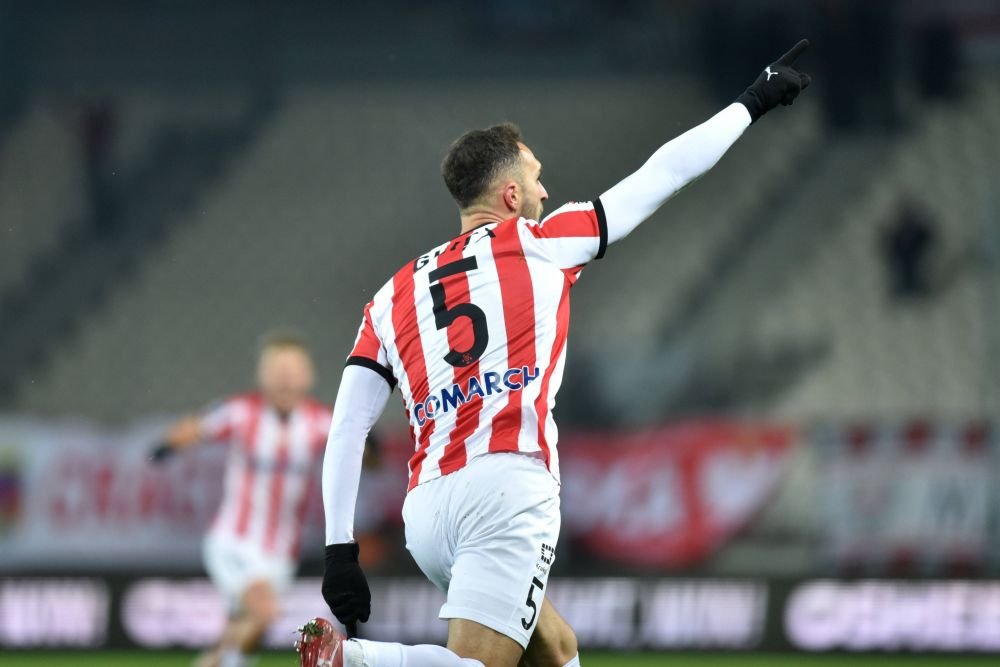 Ekstraklasa! Execuție de atacant pentru Virgil Ghiță în campionatul Poloniei: cum a înscris fundașul român_3