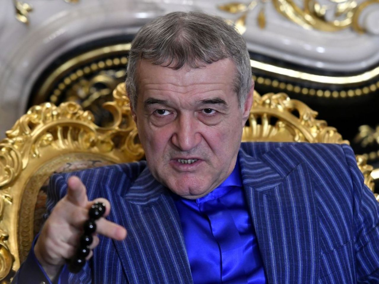 Becali îi arată ușa! Jucătorul care e OUT de la FCSB după înfrângerea cu Farul_1
