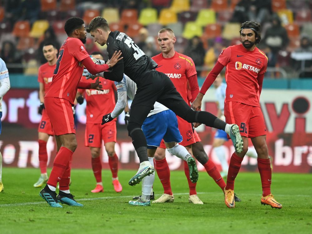 Becali îi arată ușa! Jucătorul care e OUT de la FCSB după înfrângerea cu Farul_5