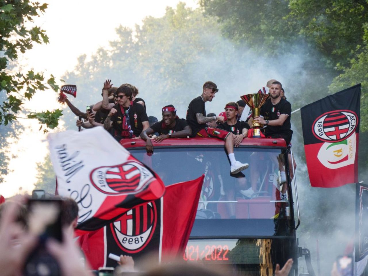 Răsturnare de situație! Superstarul de la AC Milan ar putea părăsi trupa de pe San Siro. Ce nu a mers_1