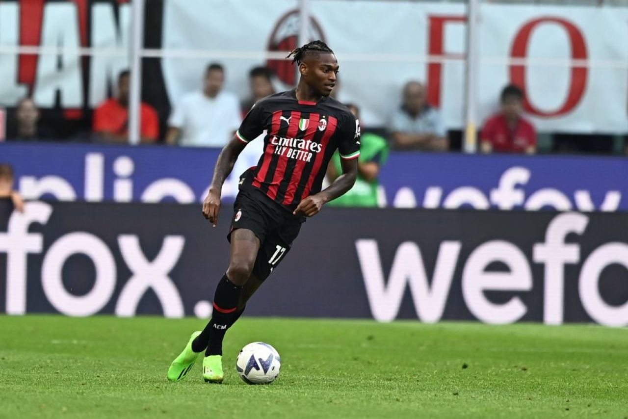 Răsturnare de situație! Superstarul de la AC Milan ar putea părăsi trupa de pe San Siro. Ce nu a mers_8
