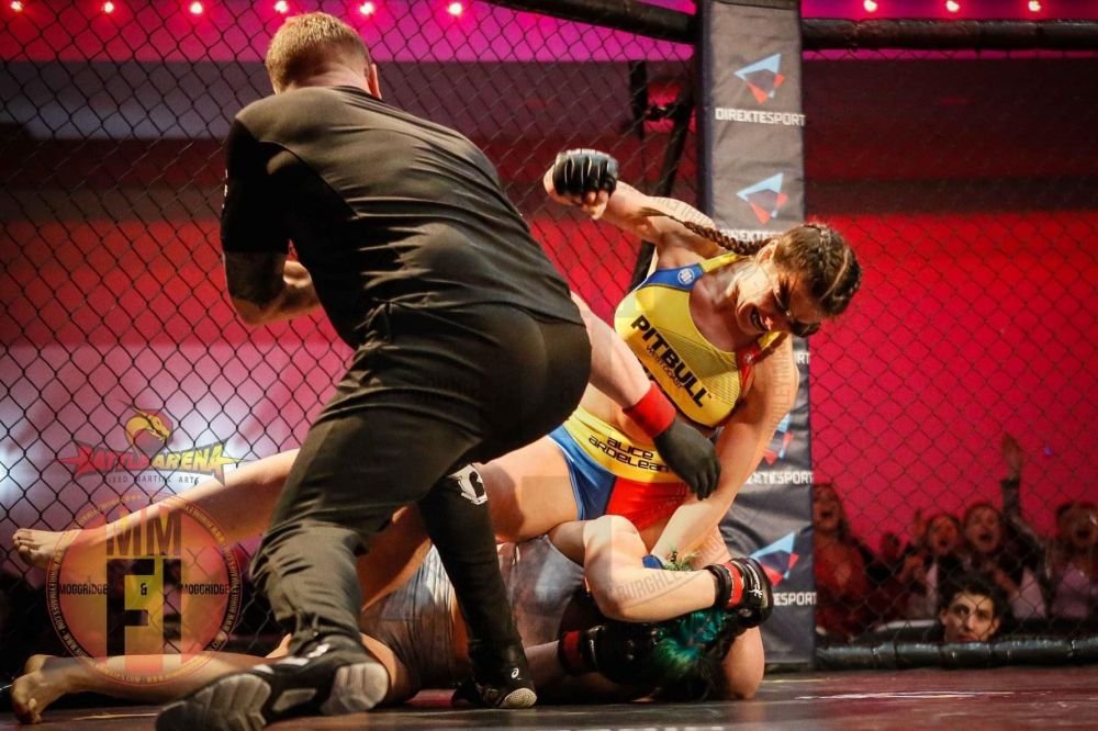 Alice Ardelean, românca din MMA care câștigă o avere din OnlyFans: „80.000 de dolari în două luni!” Meciul care îi poate schimba cariera + Episodul în care a fost dată afară din sală de soțiile geloase_15