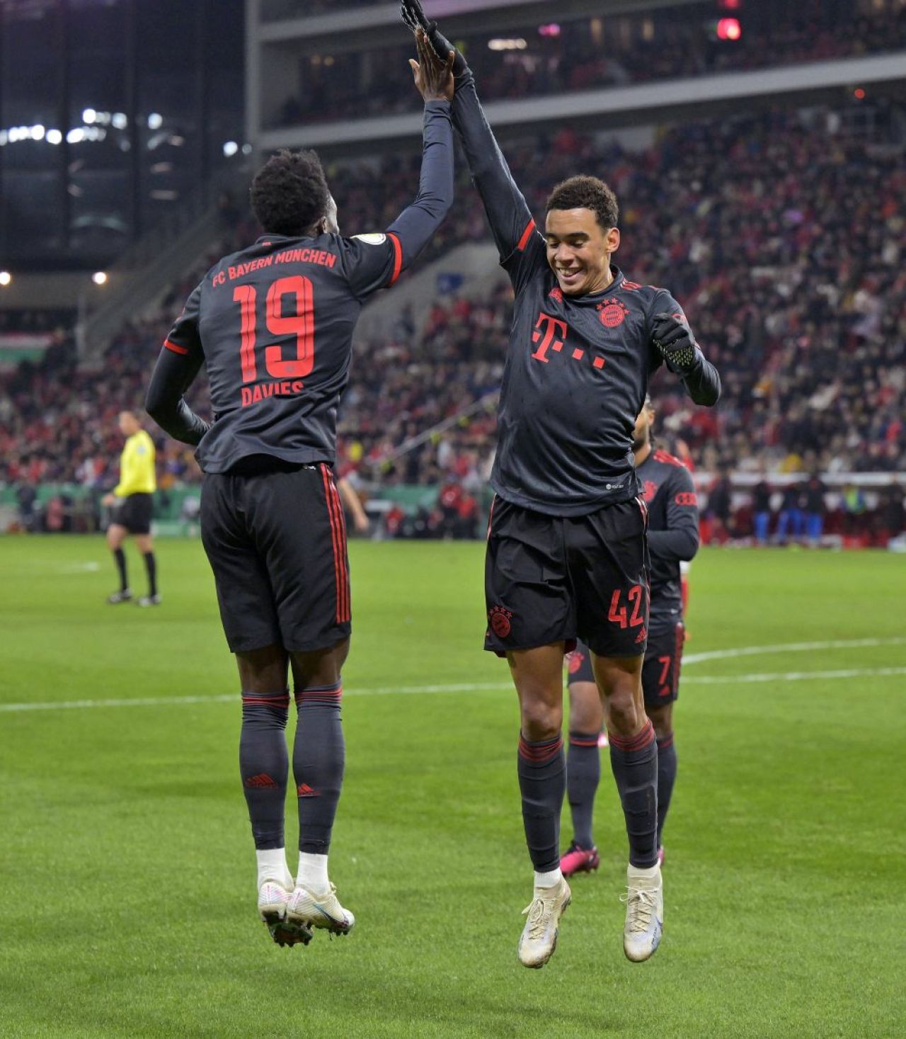 S-au distrat tinerii bavarezi! Bayern Munchen, la prima victorie în 2023_2