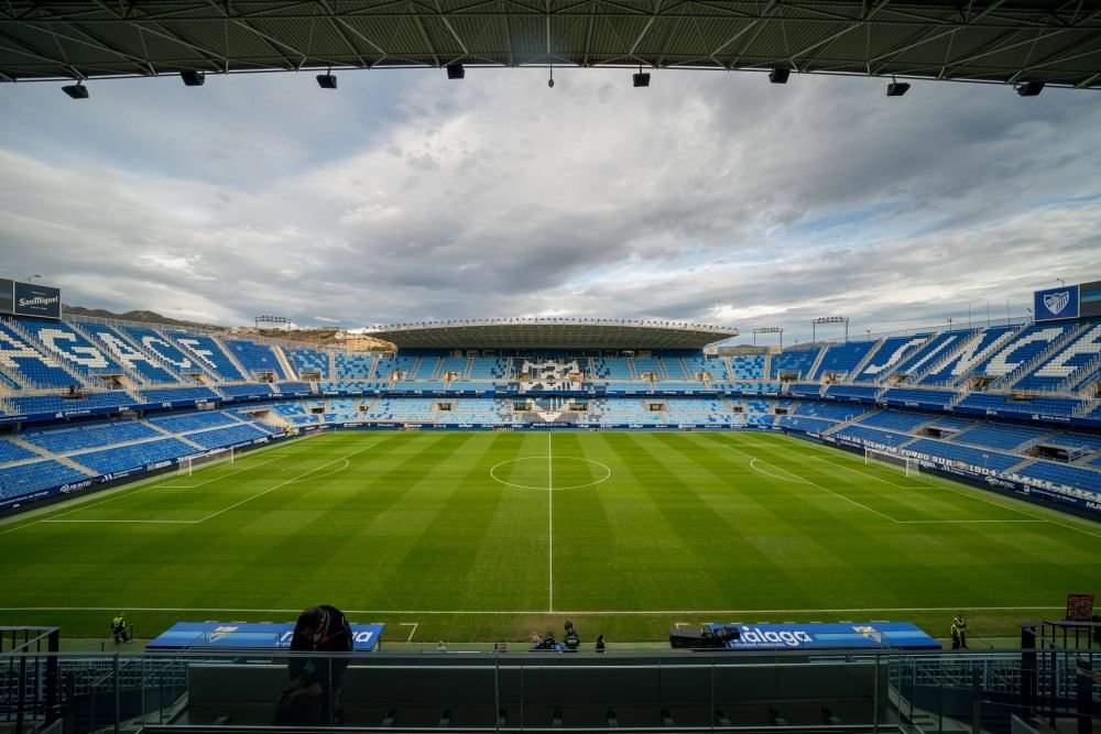 Clubul pe care un șeic „de prost gust” l-a dus în sferturile Champions League și acum e aproape de liga a treia_5