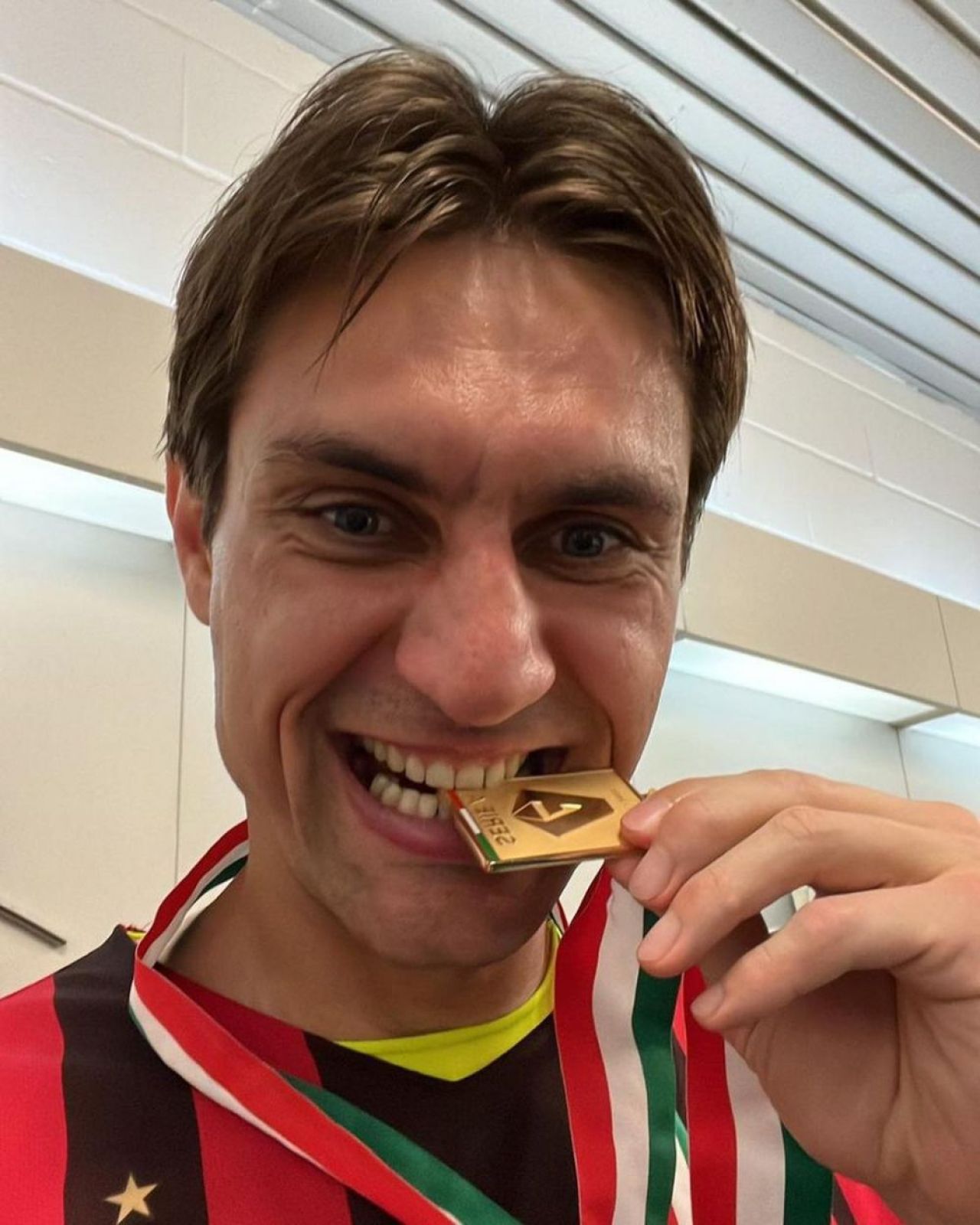 Ciprian Tătărușanu și soția sa, în atenția presei din Italia: „Doar uitați-vă pe pagina de Instagram a doamnei!”_10