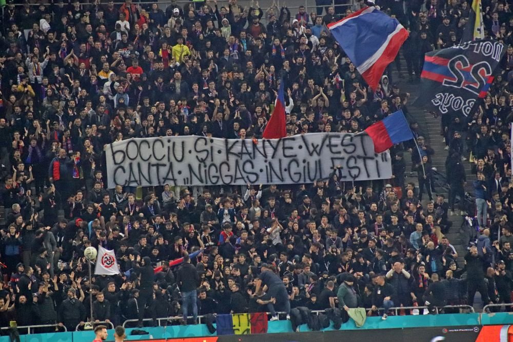 Rapid a fost victima scandărilor rasiste, dar un rapidist nu vrea suspendarea meciurilor: 