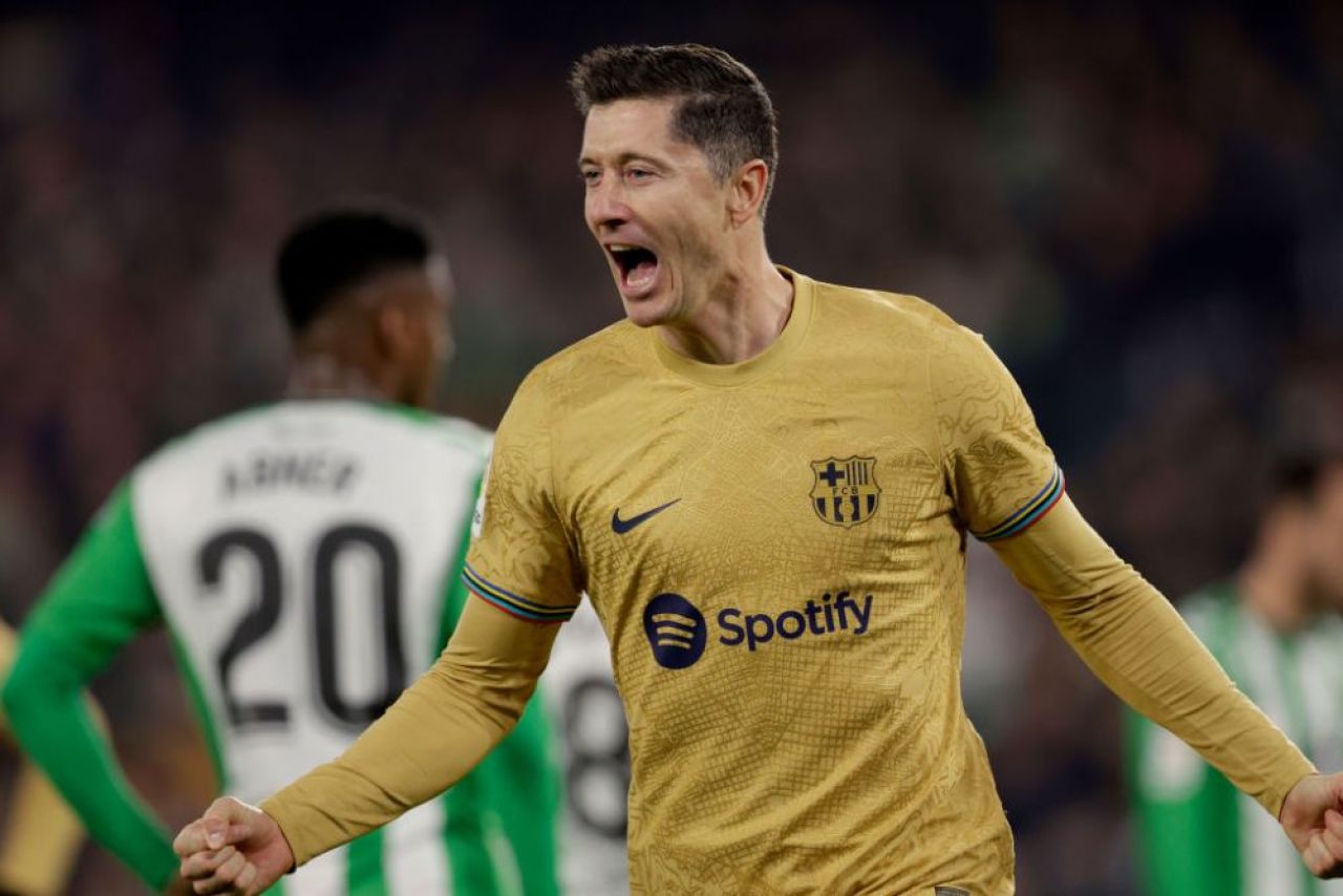 FC Barcelona e bună de plată! Bonusul pe care trebuie să-l dea lui Bayern Munchen pentru evoluțiile lui Robert Lewandowski_1