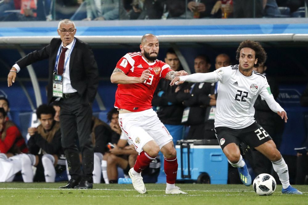 A antrenat la Mondiale și în două finale de Champions League, dar acum a ajuns selecționer într-o zonă de război_7