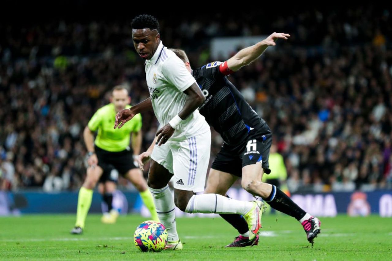 Vinicius Jr, în centrul atenției la partida cu Valencia. Motivul pentru care a evoluat cu ghete simple, fără inscripții comerciale_2