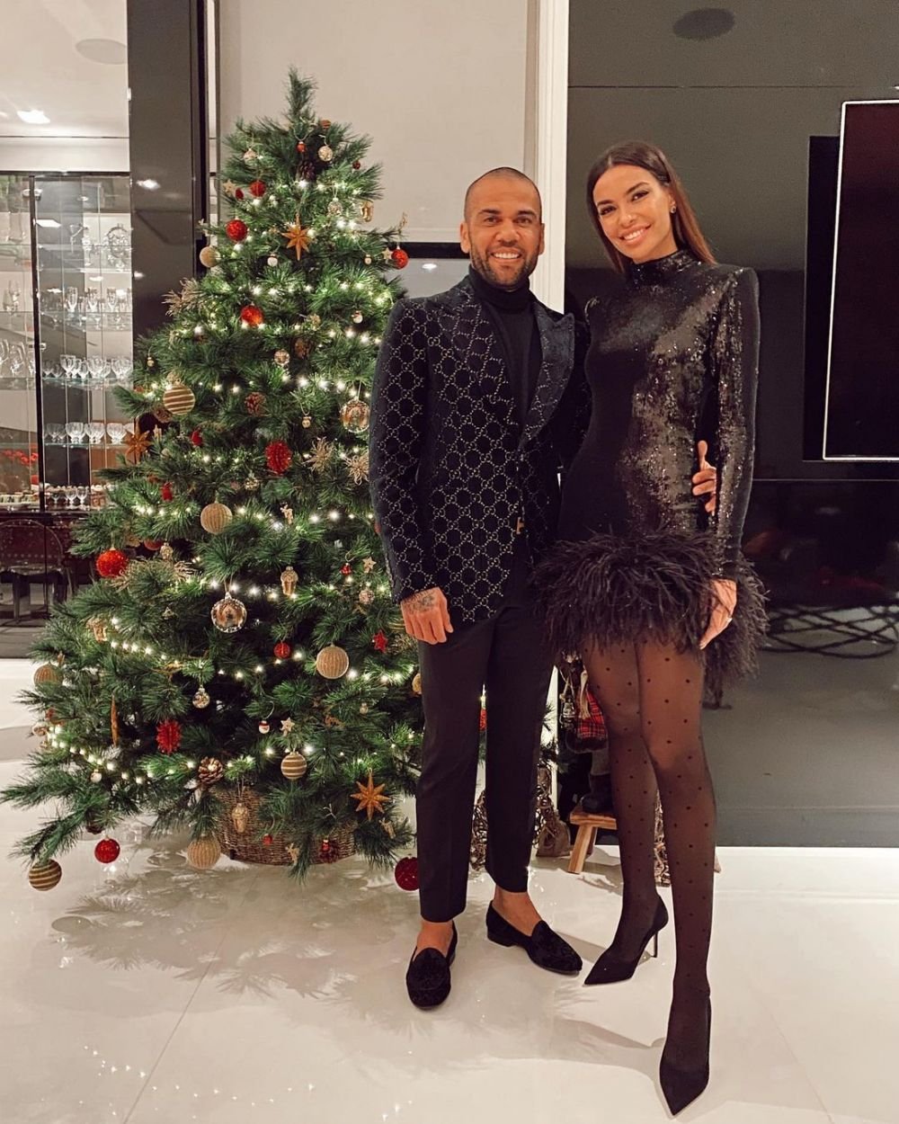 Dani Alves a refuzat să-și vadă soția, la închisoare. Ce au discutat cei doi, la telefon, după ce s-a speculat că divorțează _26