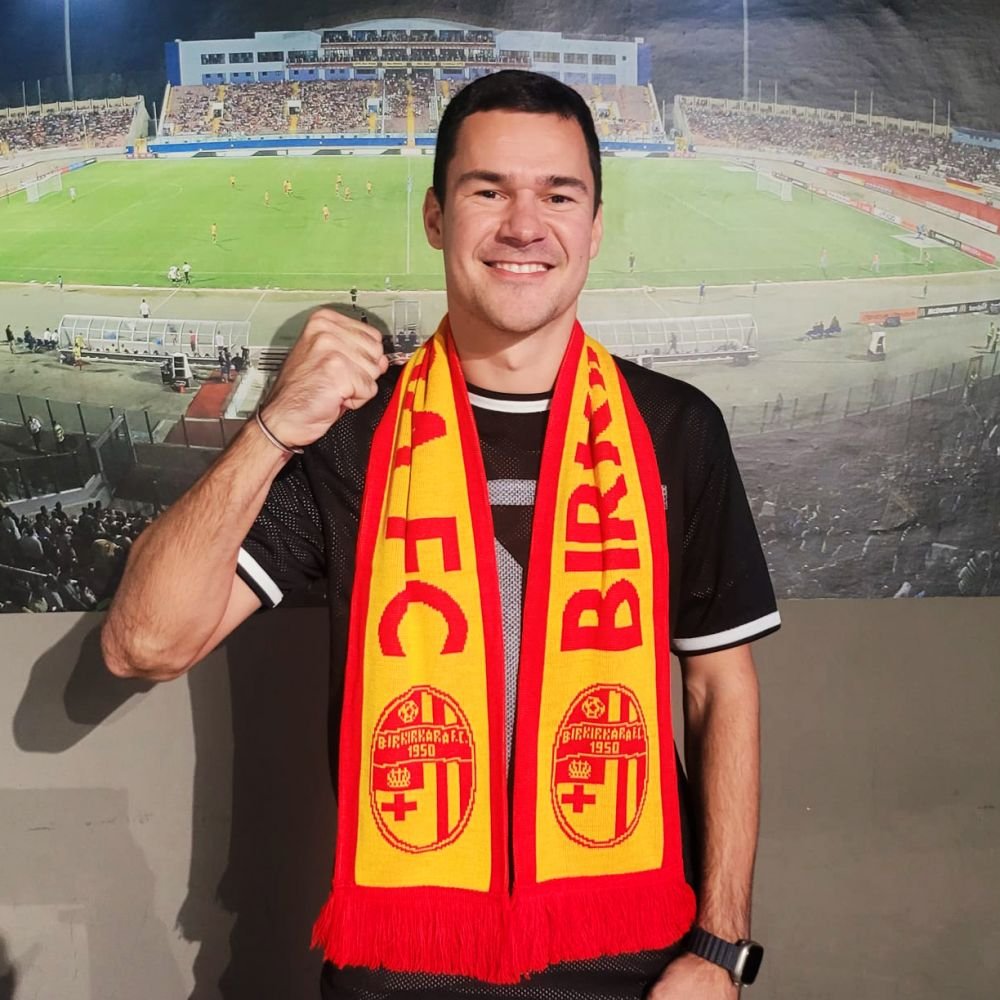 Un fost atacant de la Rapid și Craiova, prezentat ca o vedetă la noul club din Malta_7