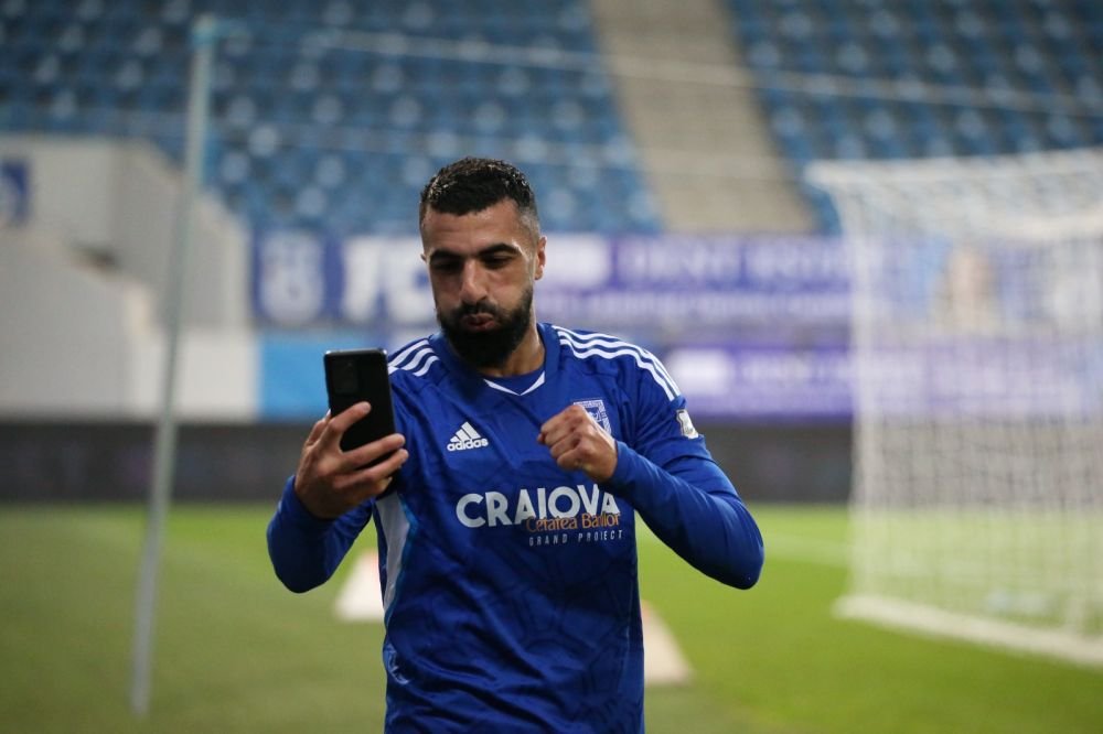 Yassine Bahassa, ca Mario Balotelli! Cum a sărbătorit golul marcat împotriva celor de la Universitatea Cluj_5