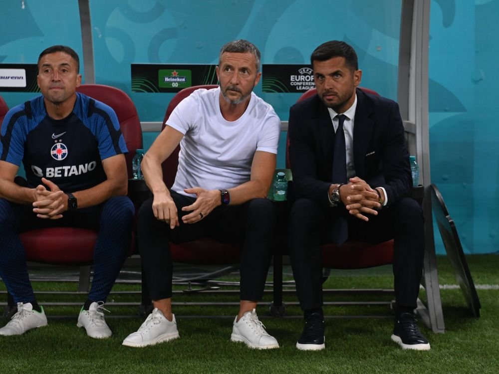 Răspunsul lui Nicolae Dică, întrebat în prezența lui Mihai Stoica despre posibilitatea de a antrena un club unde el ia deciziile _5