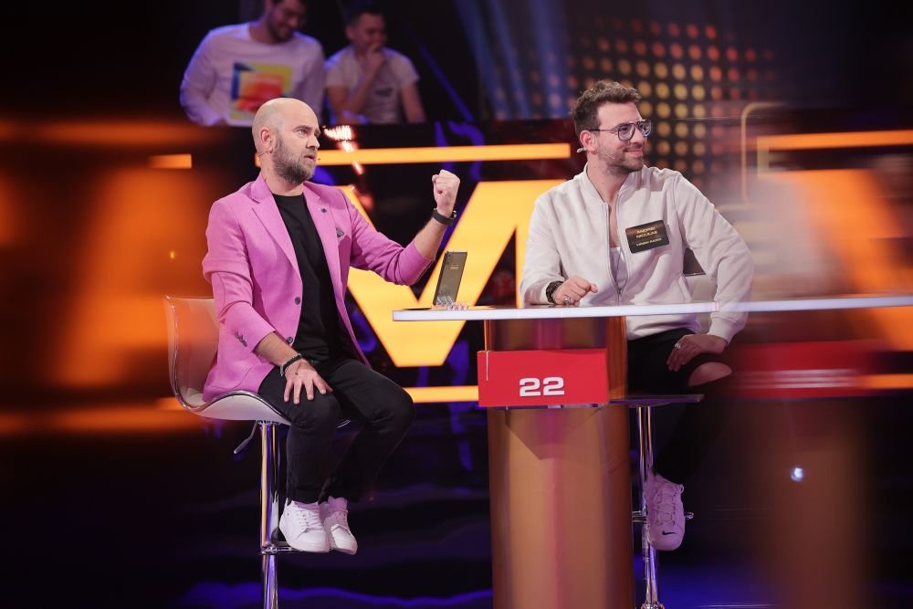 Cunoscuți influenceri și jurnaliști din România se întâlnesc într-o ediție de colecție Batem Palma?_2