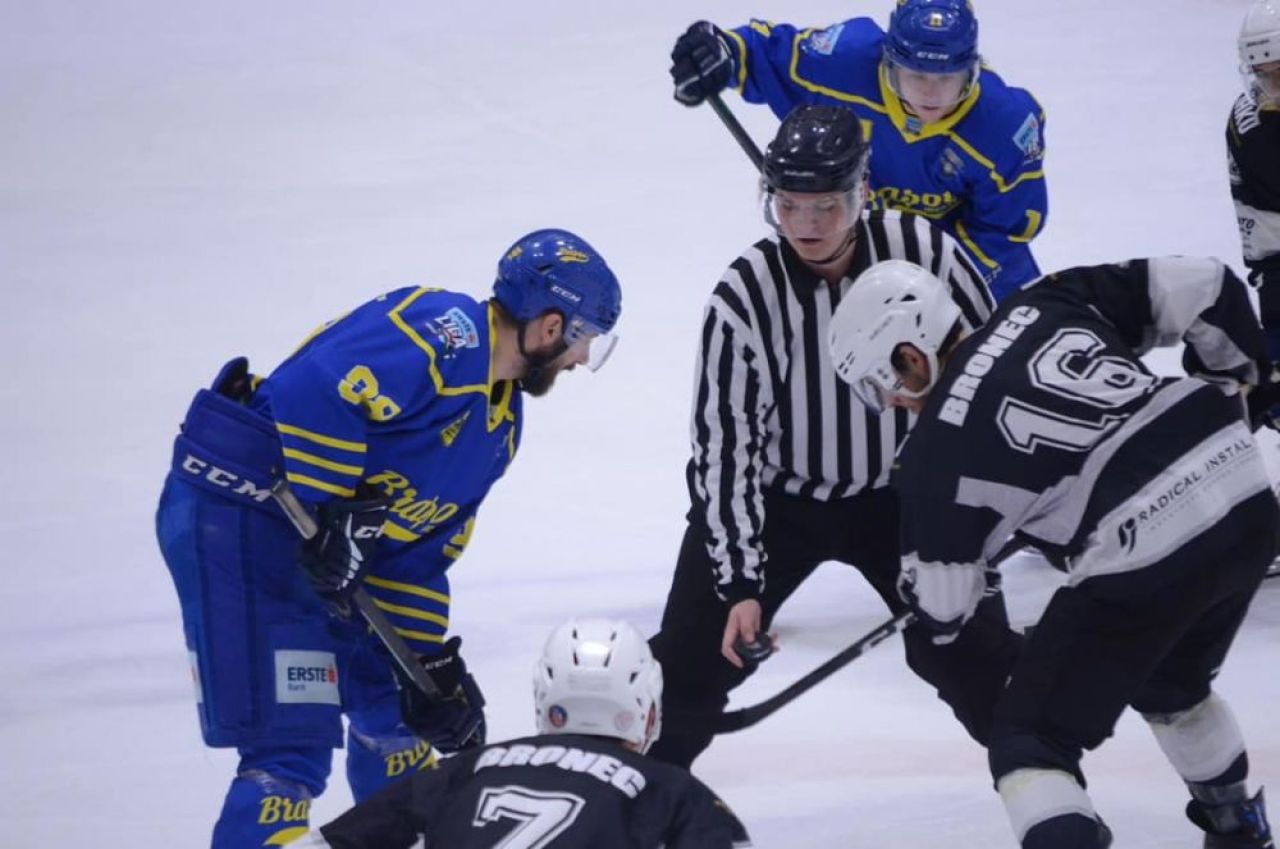 Echipa-surpriză care este pe locul 1 în campionat, după 17-2 și 14-0 în ultimele meciuri!_2