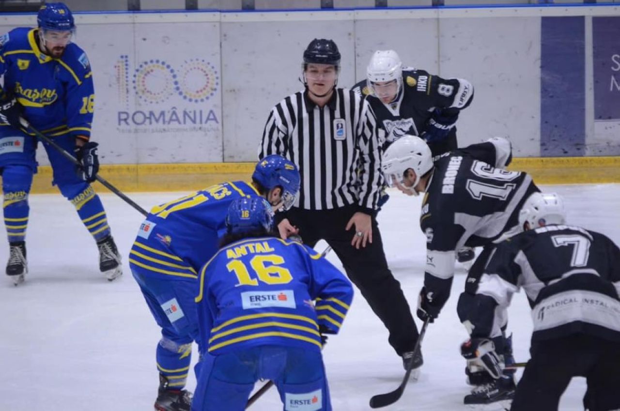 Echipa-surpriză care este pe locul 1 în campionat, după 17-2 și 14-0 în ultimele meciuri!_4