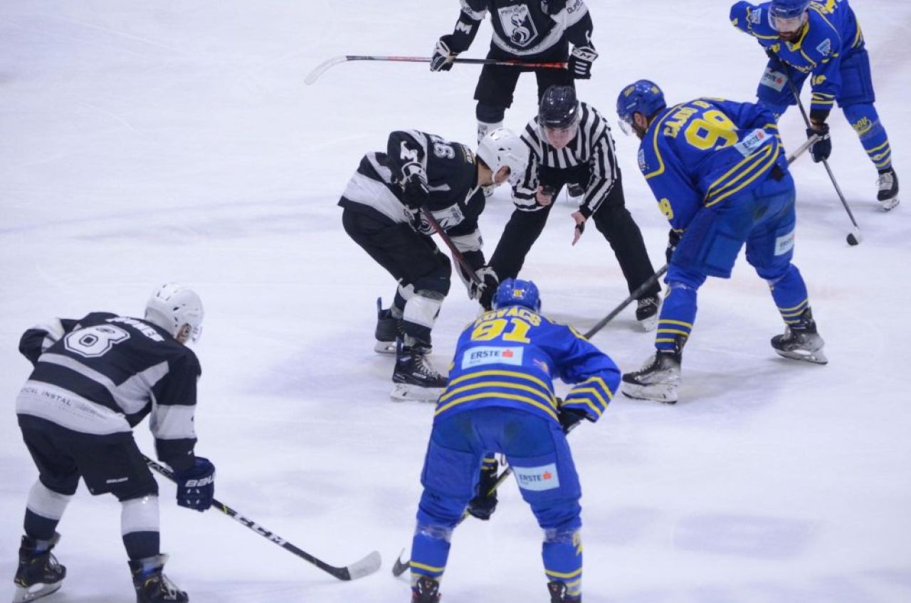 Echipa-surpriză care este pe locul 1 în campionat, după 17-2 și 14-0 în ultimele meciuri!_6