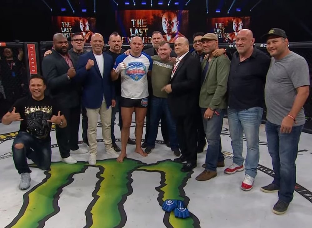 Un monstru sacru al MMA s-a retras din activitate cu o înfrângere. Legendarul luptător rus este consilierul lui Putin_9