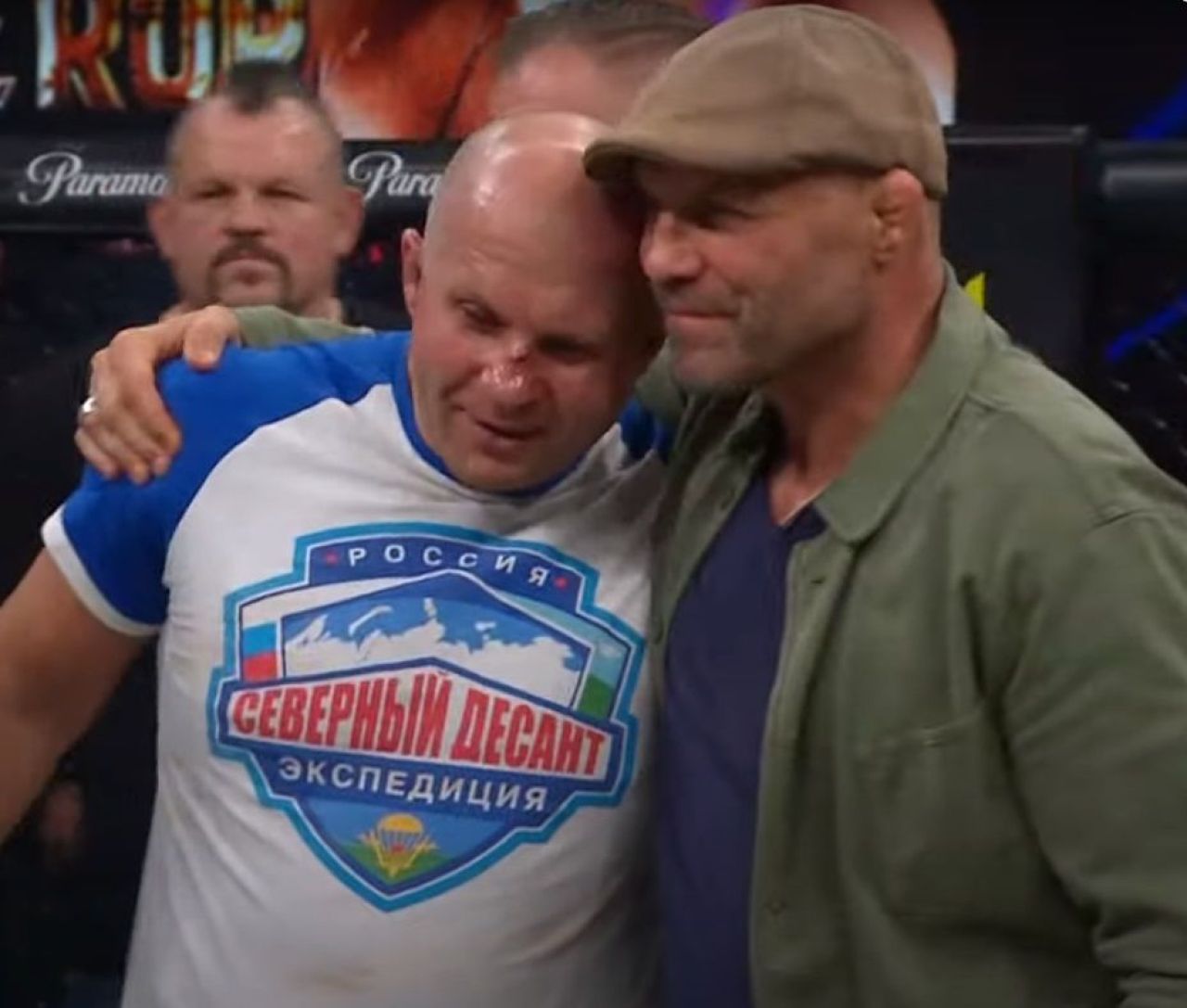 Un monstru sacru al MMA s-a retras din activitate cu o înfrângere. Legendarul luptător rus este consilierul lui Putin_11