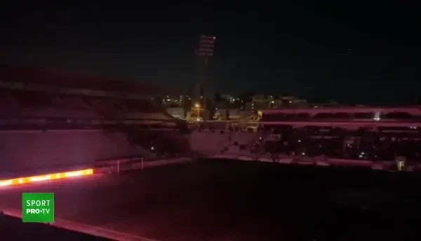 CFR - FCSB | Debutul meciului, întârziat din cauza problemelor cu nocturna