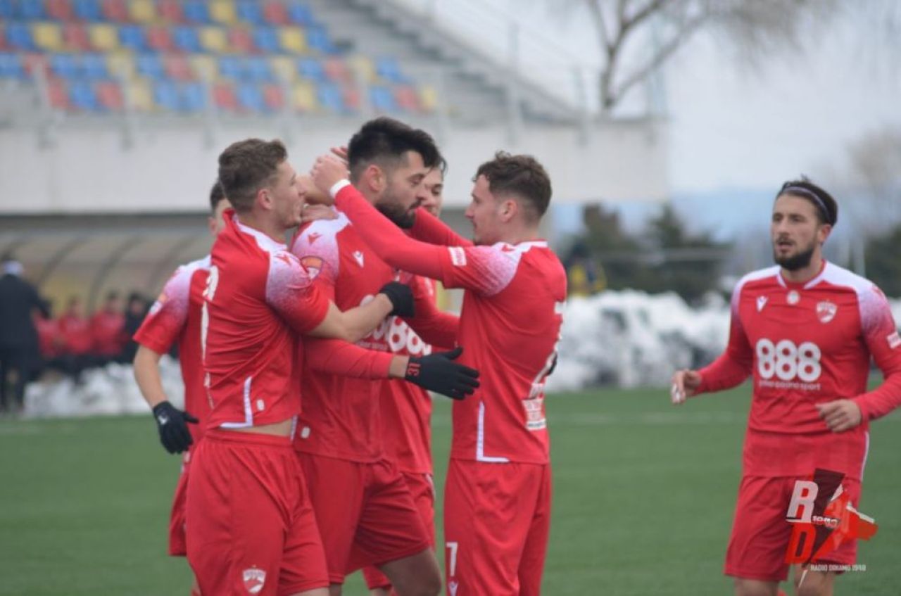Ce urmează la Dinamo: 3 amicale în 4 zile! Ovidiu Burcă: ”Au venit la echipă acești tineri de mare viitor”_2