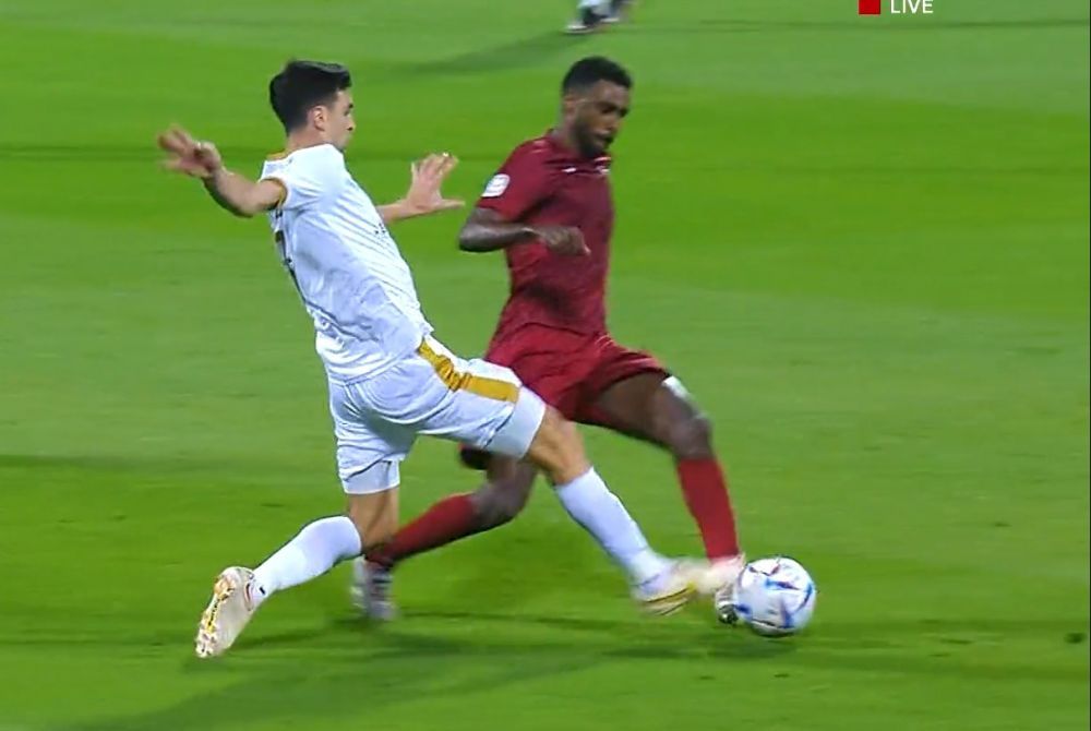 Primul transfer stelar al lui PSG a căzut în anonimat. Debut cu „roșu” direct: unde a ajuns să joace la 33 de ani_2